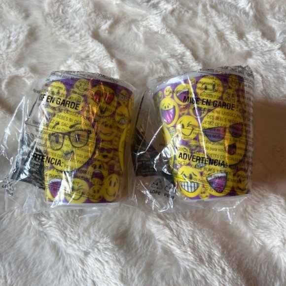 2/$40 McDonald's Emoji 3-D Hologram Cups NIP - Picture 4 of 6